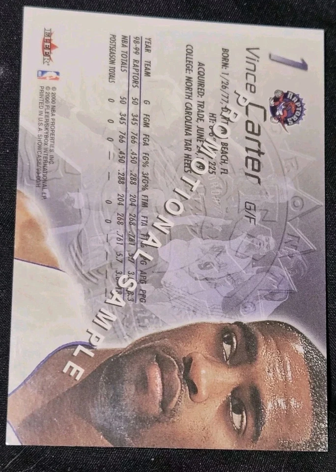 Vince Carter Refractor 2000 Fleer Card #1! Controle remoto em estado perfeito muito raro!! - Imagem 2 de 4