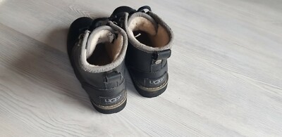 Ugg boots kinder sehr guter ZUSTAND!!!