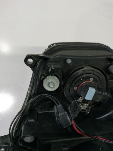 2011-2023 Suzuki GSXR 600 GSXR 750 OEM FRONT HEADLIGHT HEAD LIGHT LAMP DAMAGED - Picture 13 of 16
