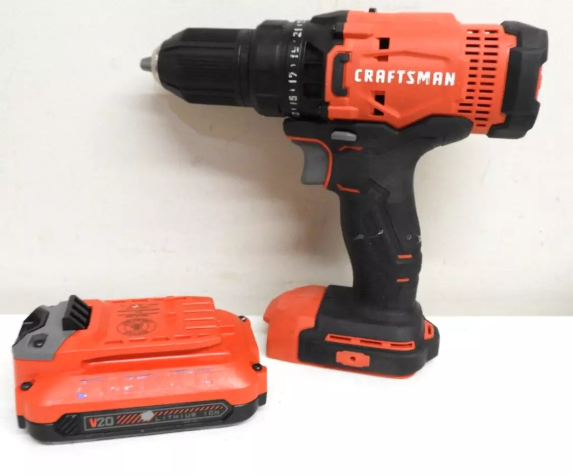CRAFTSMAN V20 Cordless Drill Driver w battery CMCD700