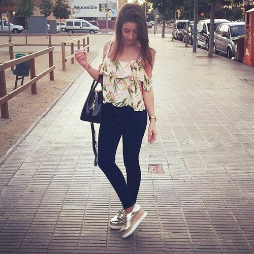 ZARA FRILLED TOP REF. 2882/196 S BLOGGERS FAVORITE - Picture 3 of 3