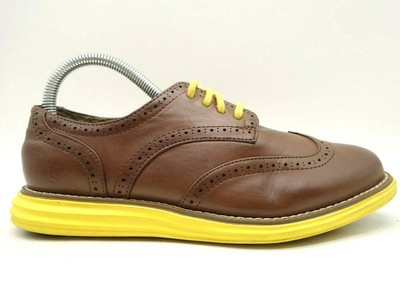 skechers wingtip