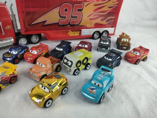 Disney Pixar Cars Mini Racers Mack Hauler Storage Truck Transporter With 14 Cars - Bild 6 von 10