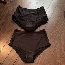 Black High waisted Bottoms Size M NWT