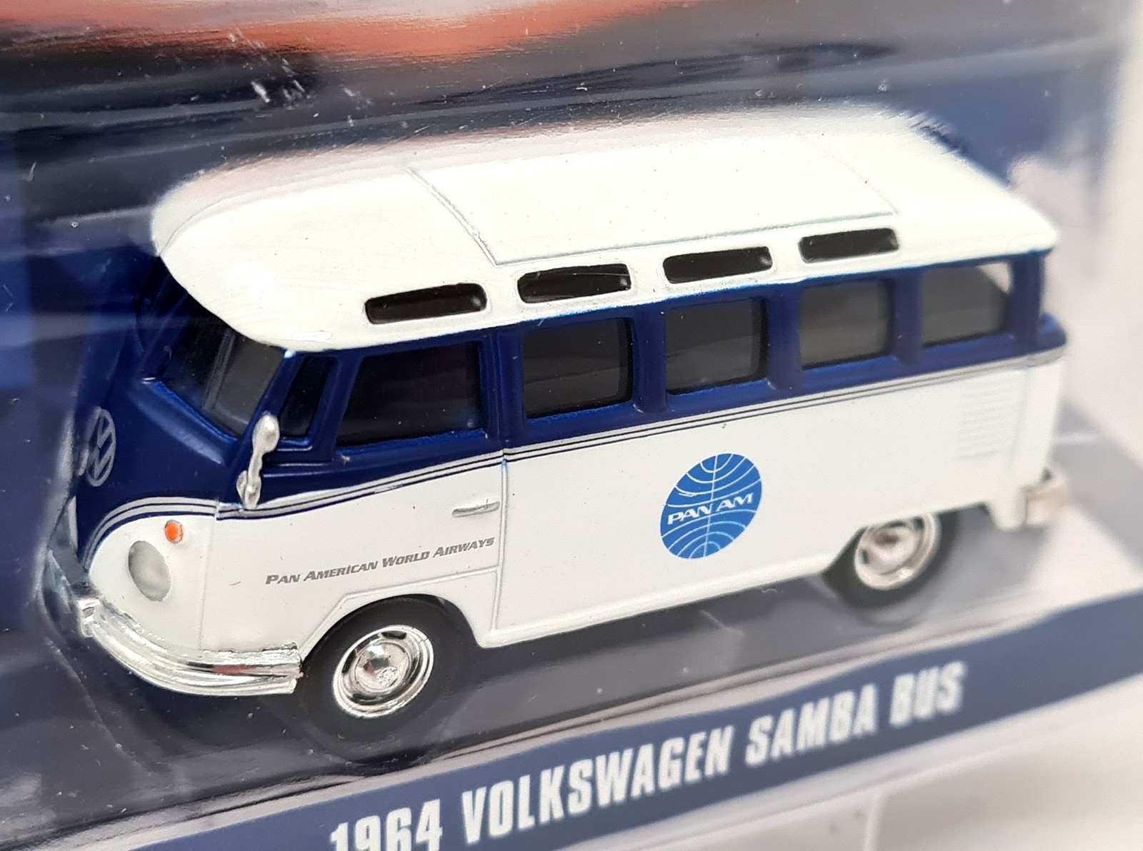 Greenlight 1/64 Volkswagen Samba T1 Bus Pan Am 1964 Diecast Model Car