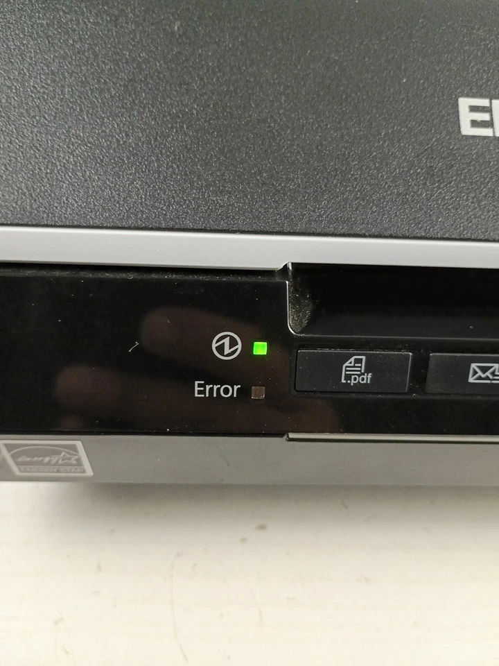 EPSON PERFECTION V600 PHOTO / DOCUMENT SCANNER W/ Manual And CD - Image 2 of 4