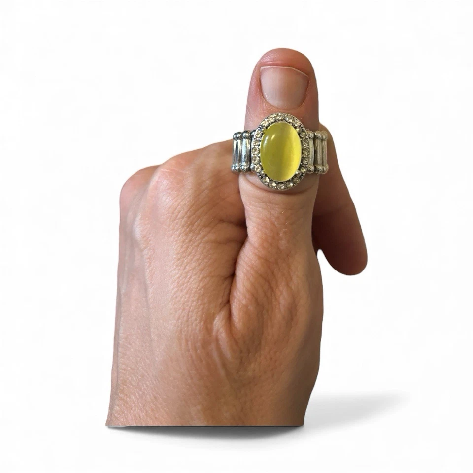 Trío de anillos de piedra amarilla de paparazzi Foto 2 de 4