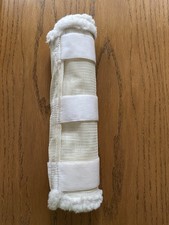 Set of Four White Mesh Horse Size Fly Leg Wraps - NWT #1
