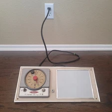 Vintage Master Time-O-Lite Darkroom Timer Clock and Light WORKS