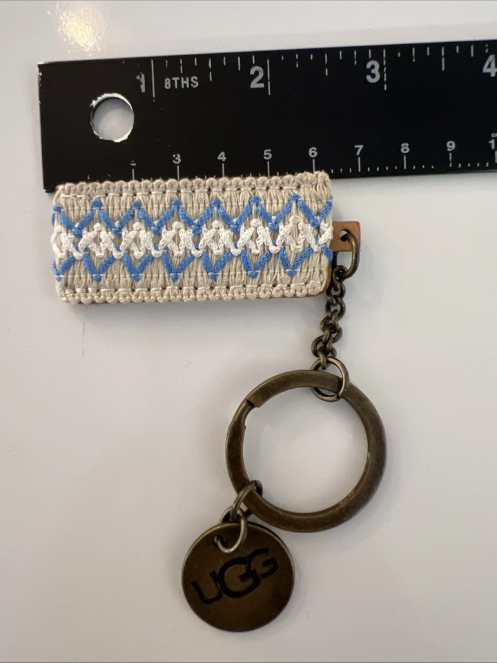 Auténtico UGG - Beige Azul Claro Blanco Caqui Herrajes Algodón Cuero Bolso Dije Foto 2 de 3
