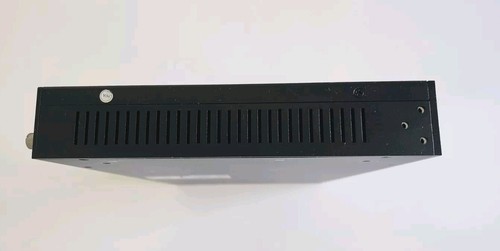 Intelix 44HDX 4x4 Matrix Switcher with HDMI and HDBaseT Ouputs With ADAPTER - Picture 4 of 16