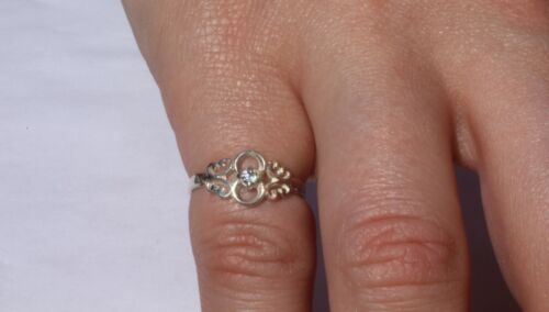 Solid Silver 925 Filigree Ladies Ring UK Handmade Size Available+ Gift bag - Picture 2 of 3