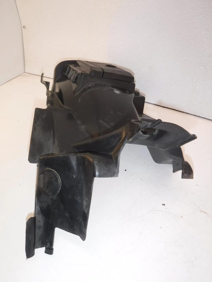 1982 yamaha virago 750 BLACK OEM REAR BACK WHEEL FENDER MUD GUARD - Image 4 of 4