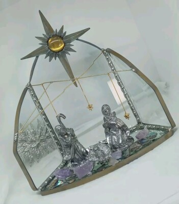 Vtg. Uniq Pewter Glass Mirrored Nativity Scene Sculpture W Cast Fig.Gold Accents
