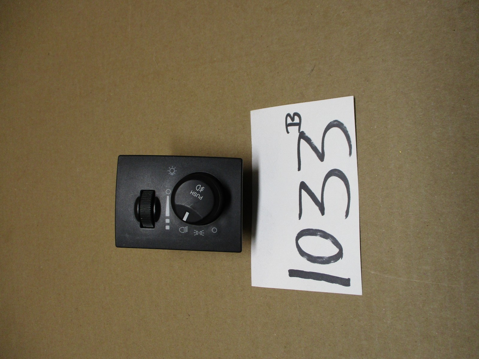 05 06 07 08 09 10 Chrysler 300 Headlight Switch Control Power #1033-B