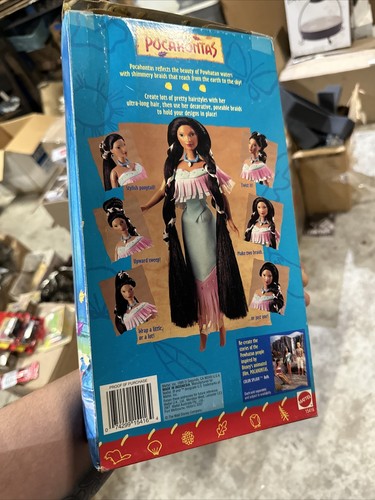 Disney’s Pocahontas:  Shining Braids #15416 Mattel 1995  - Picture 2 of 7