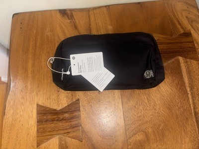 New Lululemon Everywhere Belt Bag 1L   Black   NWT Crossbody Waist Pack