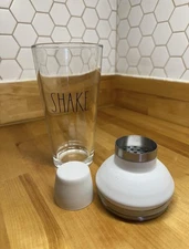 !! BRAND NEW!! Rae Dunn Glass Cocktail Shaker Artisan Collection