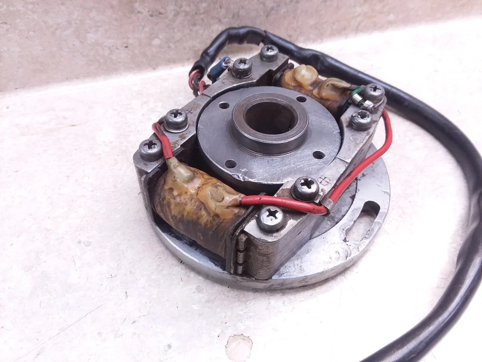 Estator generador magnético Honda 125 CR CR125 CR125M 1974 de colección OEM ANSI-A52 #65 Foto 3 de 4