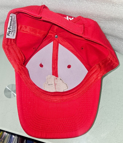 ¡Promociones de cerdo Towsleys!  PIGGLY WIGGLY parche de goma rojo correa gorra sombrero - Imagen 3 de 3