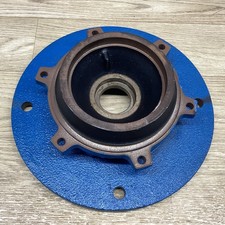 132.317 CAST IRON HUB COUPLER ADAPTER USED  #822C107PR4