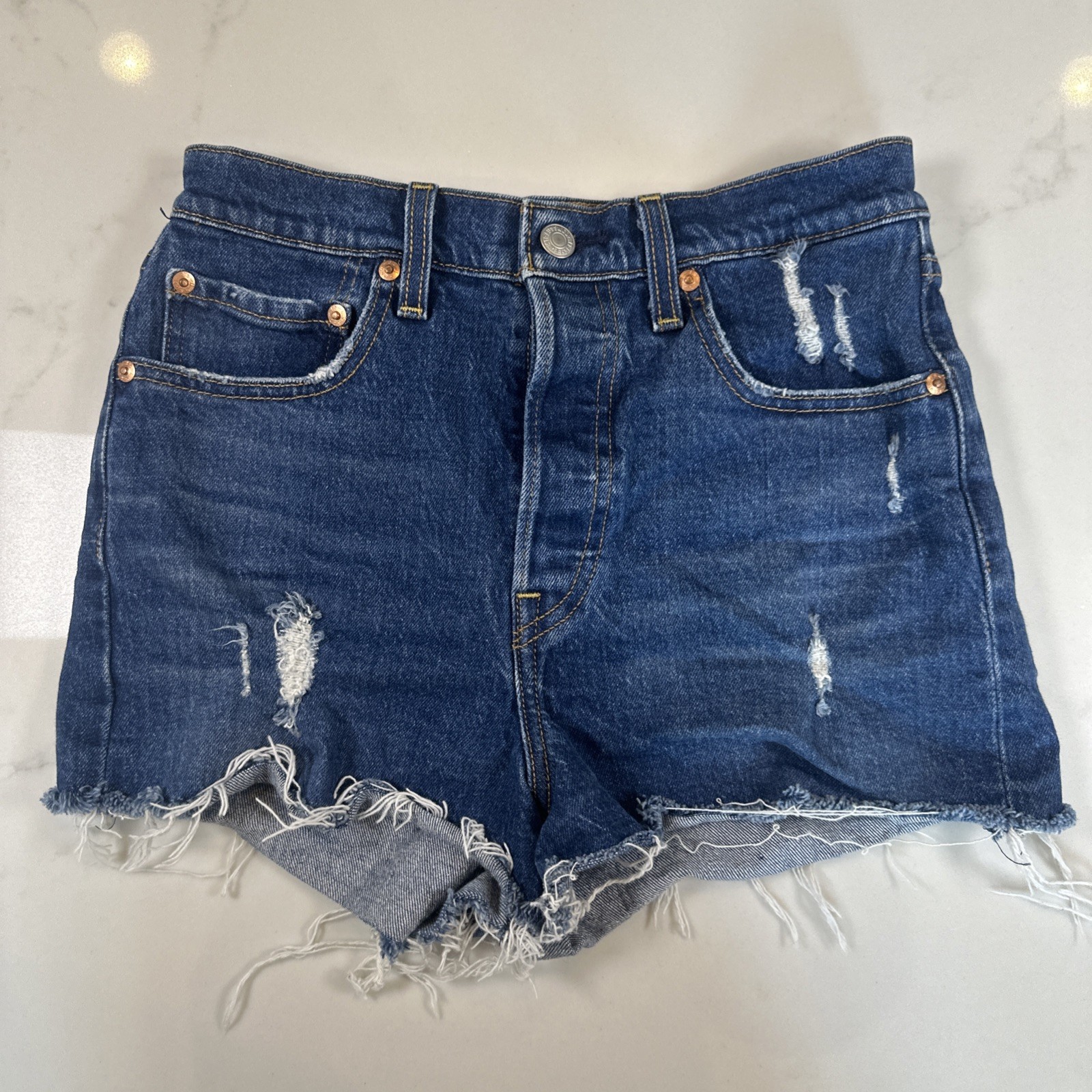 Levi’s Women’s Size 27 Ribcage Dark Wash Distressed Denim Shorts Great Condition