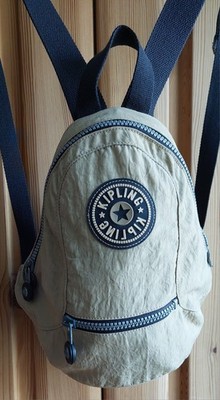 Kipling, Kleiner Vintage Rucksack, Khaki, mit 2 Fächern, schwarze Träger, Retro
