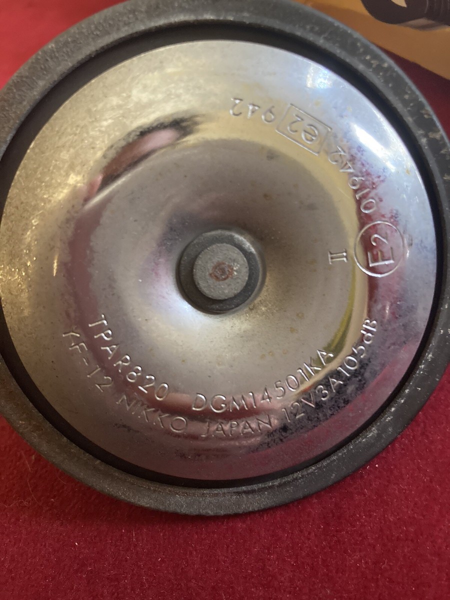 1983 YAMAHA XC180 XC 180 OEM HORN 12V 2.5A 105DB YF-12