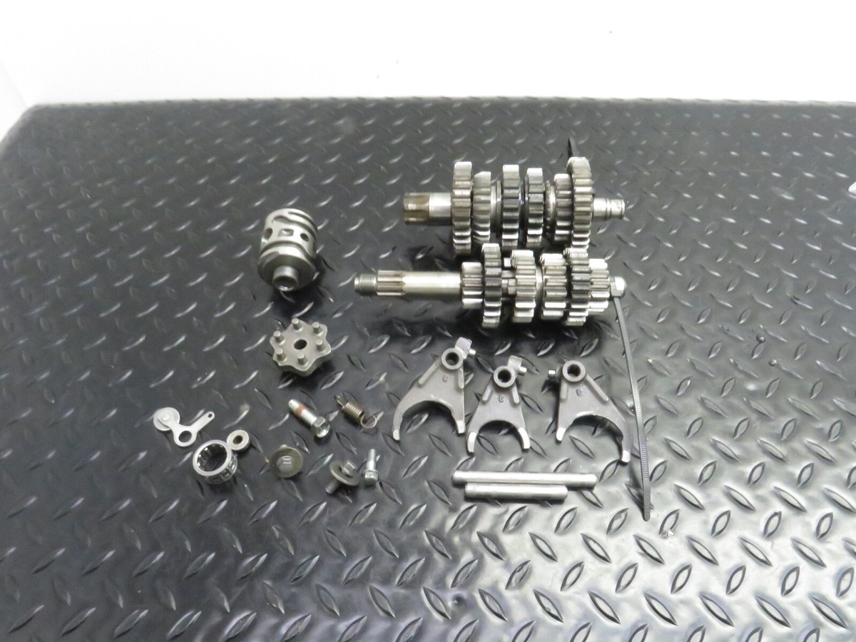 【RT-103172】 Kawasaki OEM Part 13127-1237 13t Transmission Input Shaft