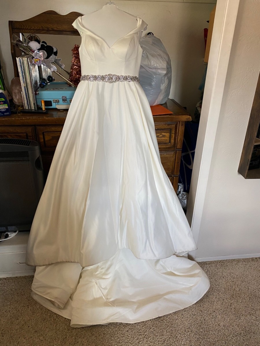 off shoulder mermaid bridesmaid dress Cheap Simple Off the Shoulder White Bodycon Mermaid Bridesmaid Dresses  ARD1752