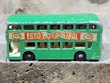 VINTAGE Matchbox Car 1:64 Scale Lesney DAIMLER BUS No. 74 Green