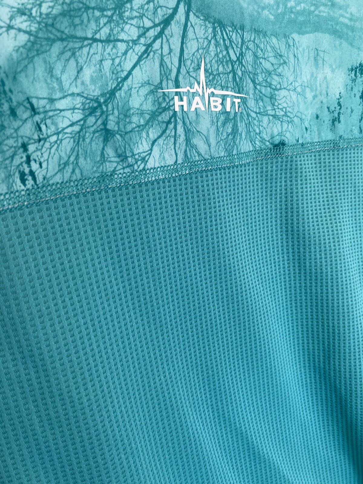 Habit Fishing Shirt Mens M Long Sleeve Blue Water Camo UPF Sun