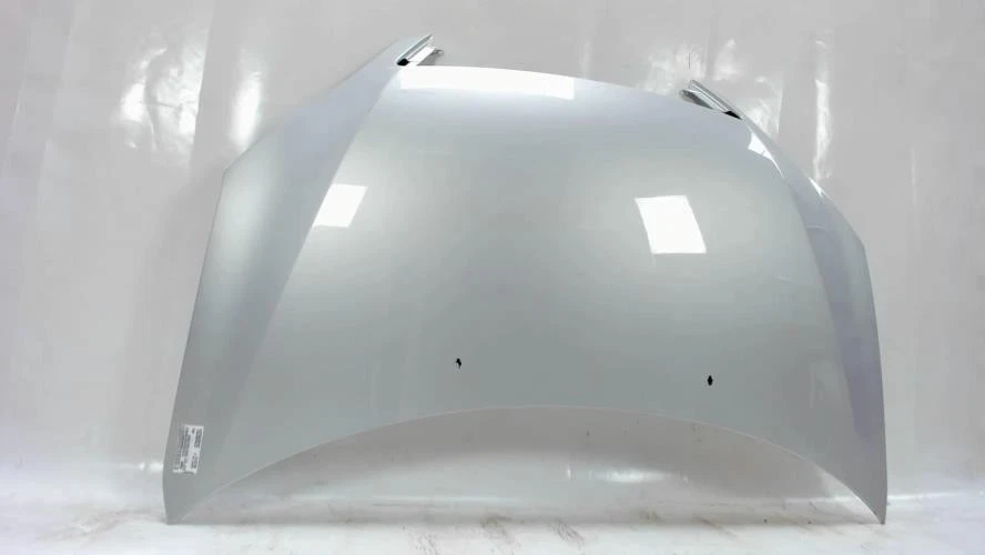 Capot TOYOTA AVENSIS VERSO PHASE 1 5330144060 - Photo 2/4