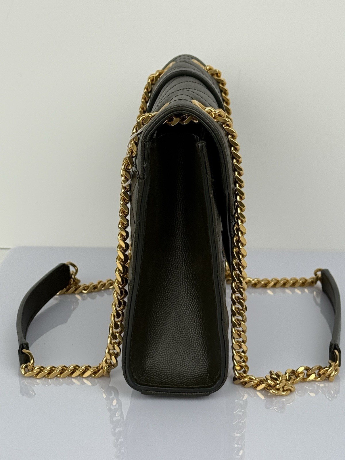 Borsa a tracolla Saint Laurent Busta Media Matelasse Grana Verde Oliva Pelle