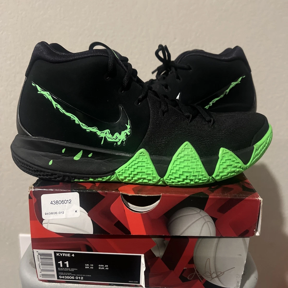 Preços baixos em Nike Kyrie 4 Halloween | eBay