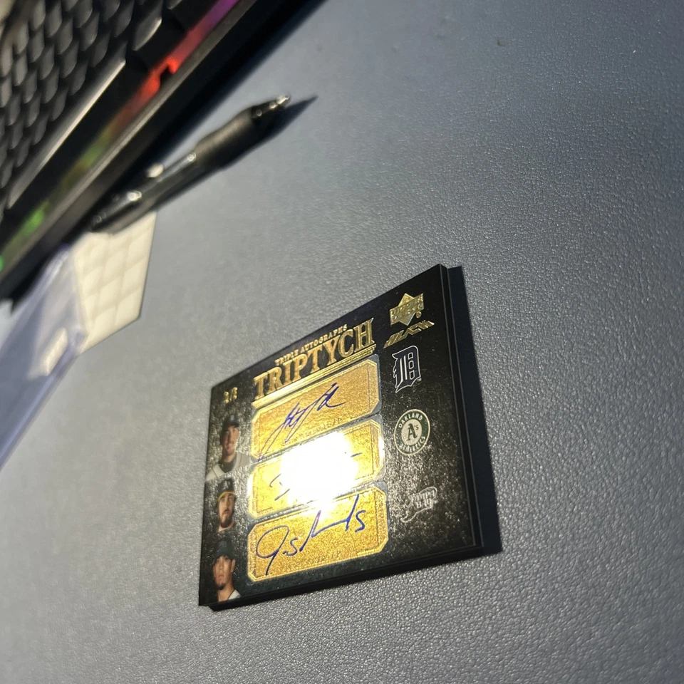 UD Black Triptych Gold 2007/5 Justin Verlander Haren Shields triple automático Foto 3 de 4