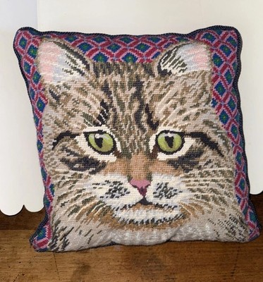 Wool Needlepoint Tabby Cat Petite & Gross Point Cushion Pillow