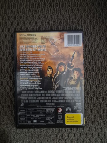 Sky Captain And The World Of Tomorrow (DVD, 2004) Jude Law Gwyneth Paltrow - Picture 2 of 2
