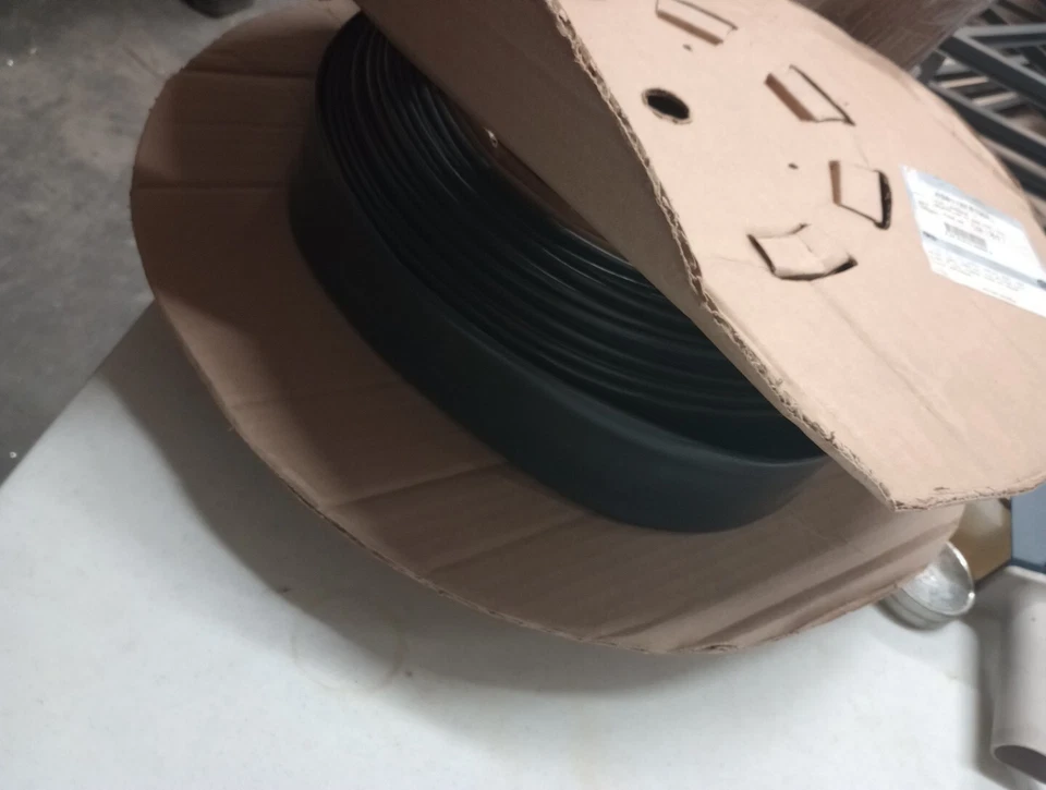 BURNDY HEAT SHRINK BLACK 100FT 750-350 HSB112FR100FT PROPORÇÃO 2:1 -100ft part#50104 - Imagem 3 de 3