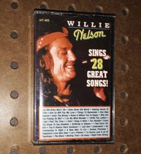 Willie Nelson Sings 28 Great Songs Cassette