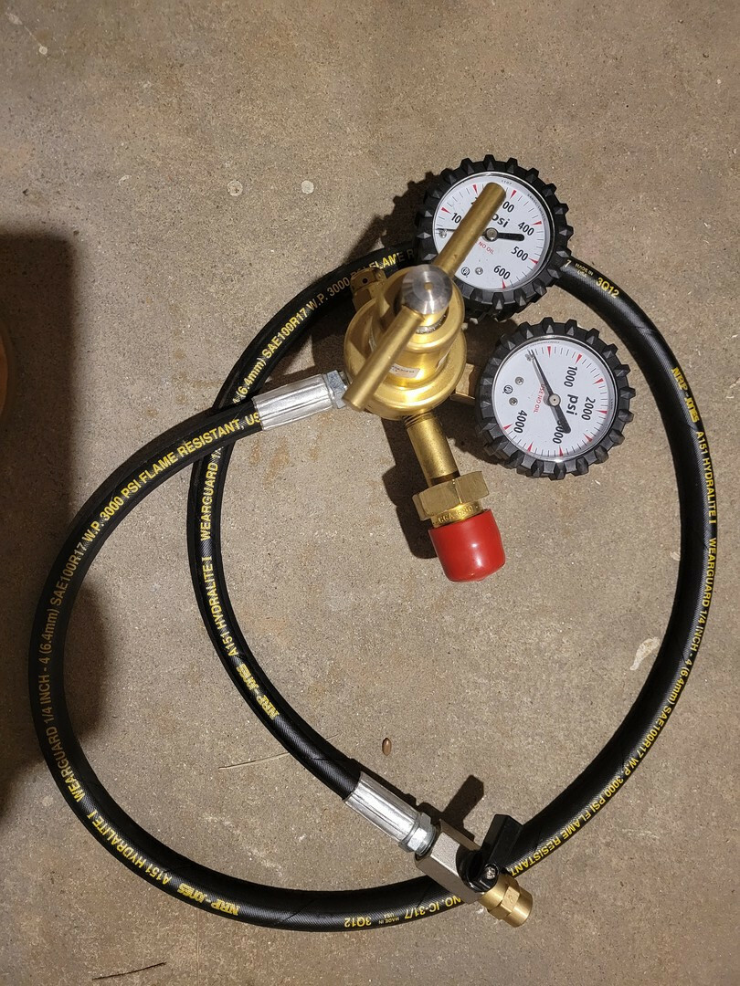 Nitrogen regulator w/ motion pro nitrogen needle ohlins showa shocks