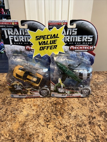 New 2010 Hasbro Transformers Dark of the Moon 2 Pack Starscream & Roadbuster MIB