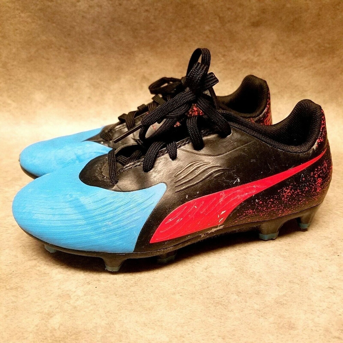 Puma One Boys 105501-01 Size Black Football Soccer Cleats for