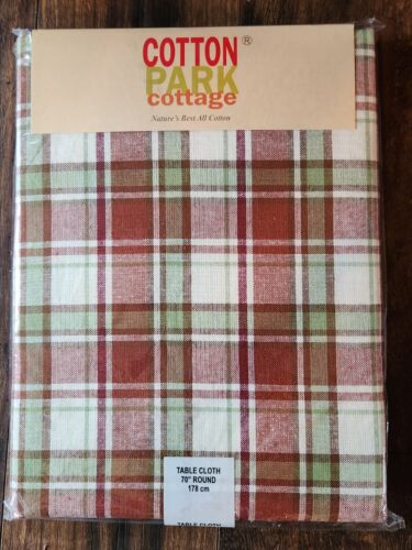 Cotton Park Cottage Timber Plaid 70" Round Tablecloth NEW - Foto 1 di 2