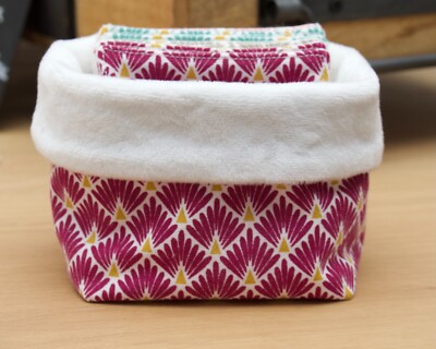 Evantail Lila Korb mit 10 waschbaren Baumwollbaumwoll Bambus Maily Design.
