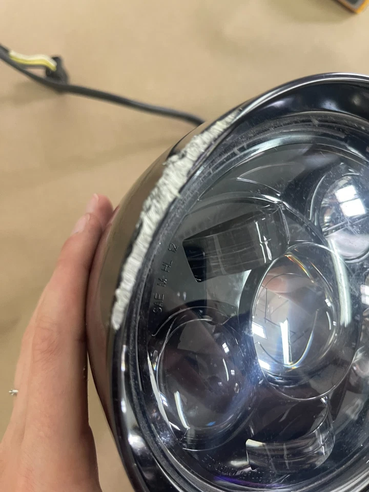 Фара Harley Davidson Softail Blackline ay11071 - Изображение 2 из 4