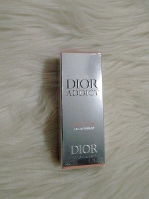 Dior Addict Peachy Glow Eau de Parfum Jasmine and Peach Notes. 1 Oz/30ml