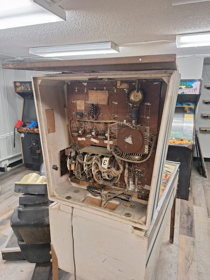 Máquina de pinball Cover Girl - Gottlieb 1962 hágalo usted mismo especial Foto 4 de 4