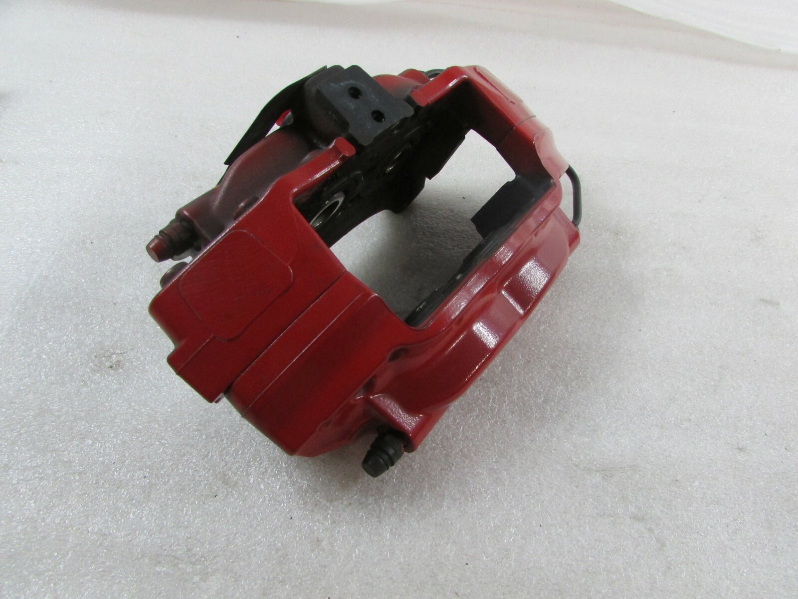 Maserati Ghibli Q4, LH, Left Rear Brake Caliper, Red
