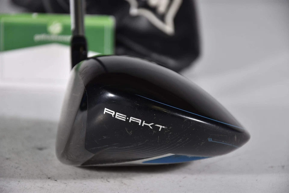 Left Hand Wilson Staff D7 Driver / 10.5 Degree / Regular Flex UST Mamiya Helium - Image 3 of 4